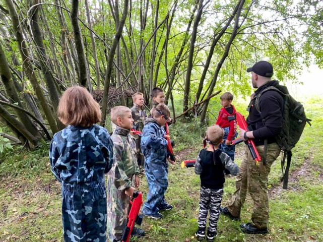 Wygodna lokalizacja Arena Mocy Sieraków