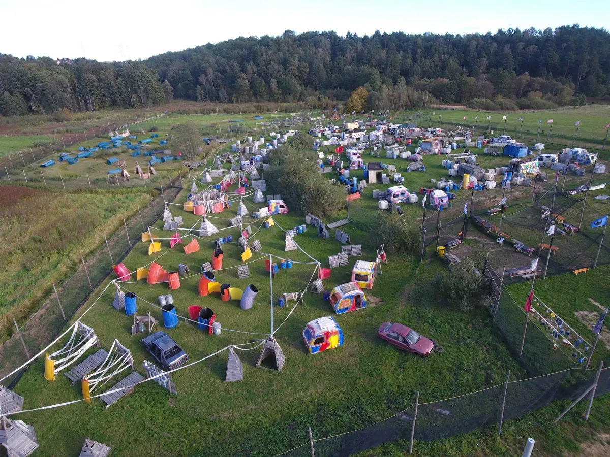 Oferta w Arenie Mocy - Profesjonalne pakiety paintballowe