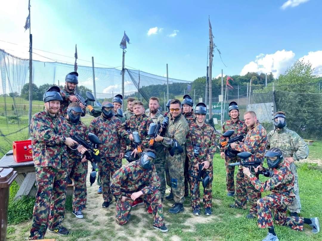 Zadowolone dzieci po wycieczce